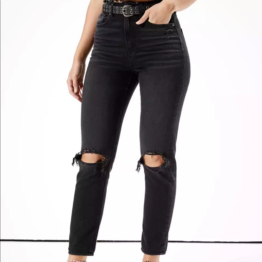 American Eagle Ripped Mom Jean - Faded Black